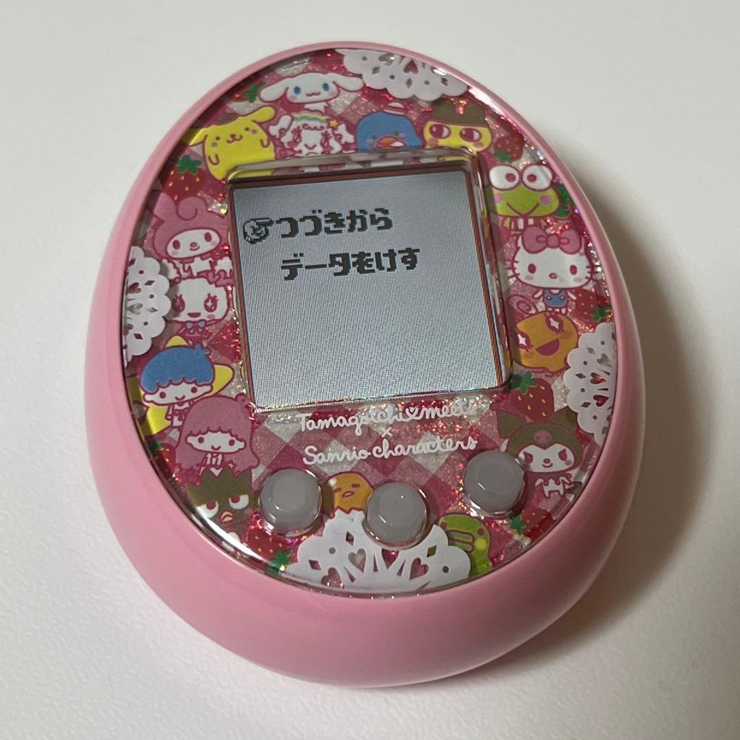 たまごっちみーつ　サンリオキャラクターズみーつver. ピンク　バンダイ