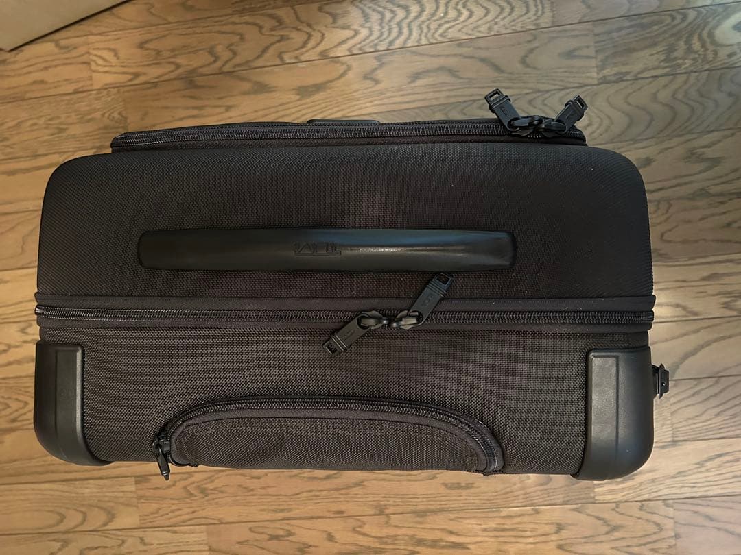 TUMI ブラック キャリーケース 小型