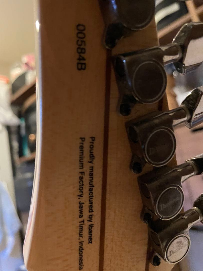 【美品】Ibanez Premium RG870