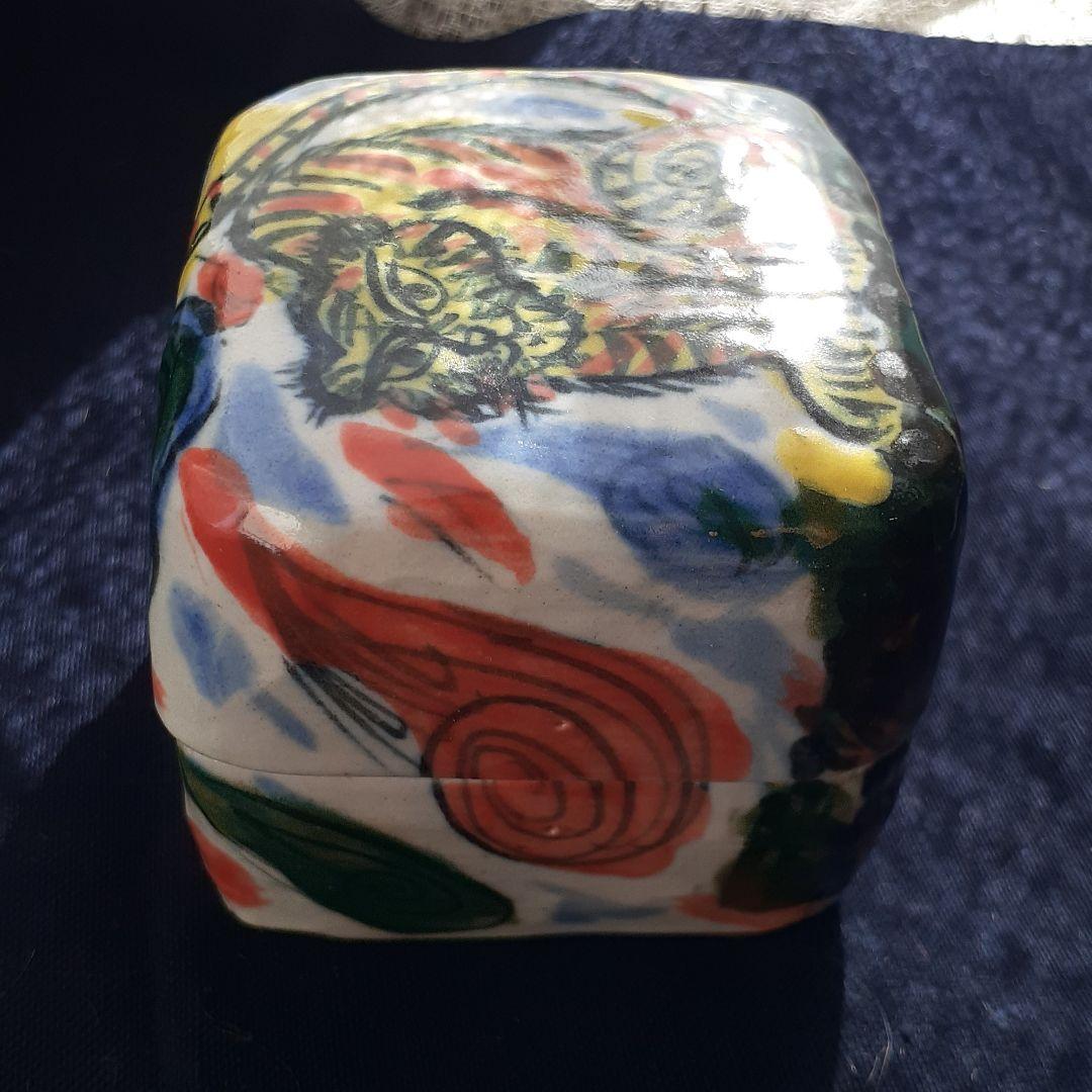 林和一  作          虎図香合❤️