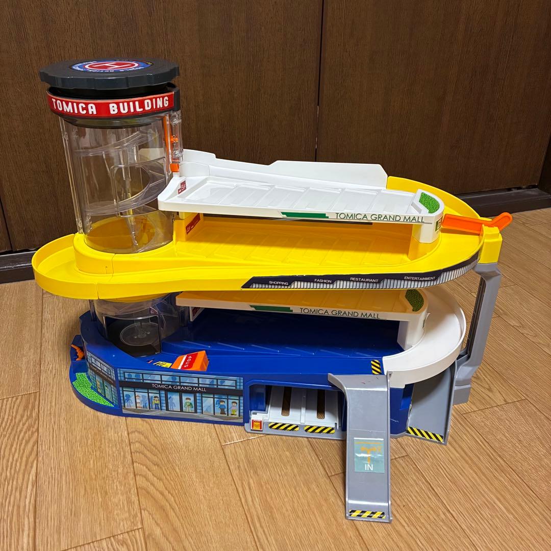 トミカコース2種+消防車+トミカ運搬　まとめ売り