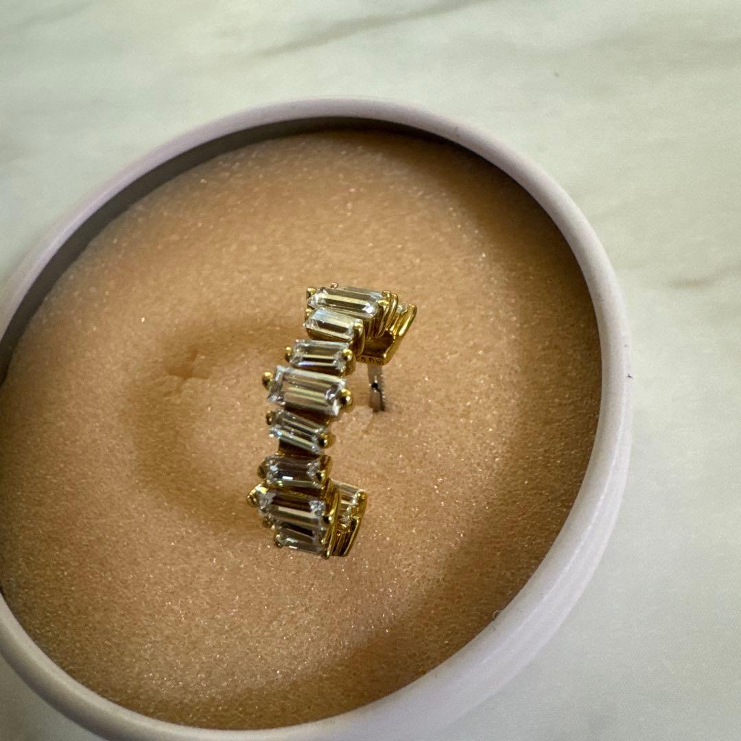 【BAQLESS】バックレス ゴールド ストーン ピアス 新品未着用