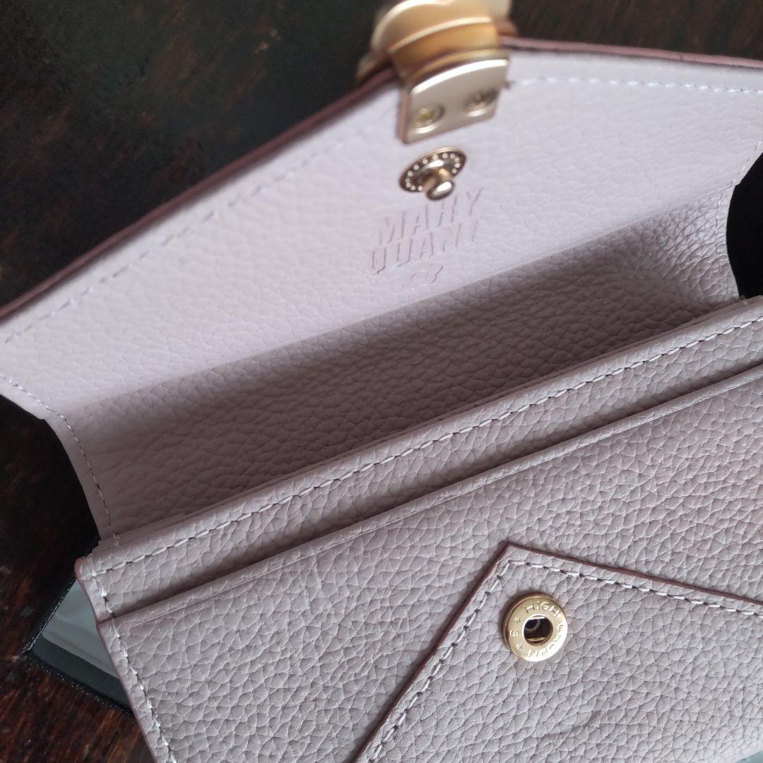 新品 未使用 マリークワント シーリングデイジー レター 三つ折財布