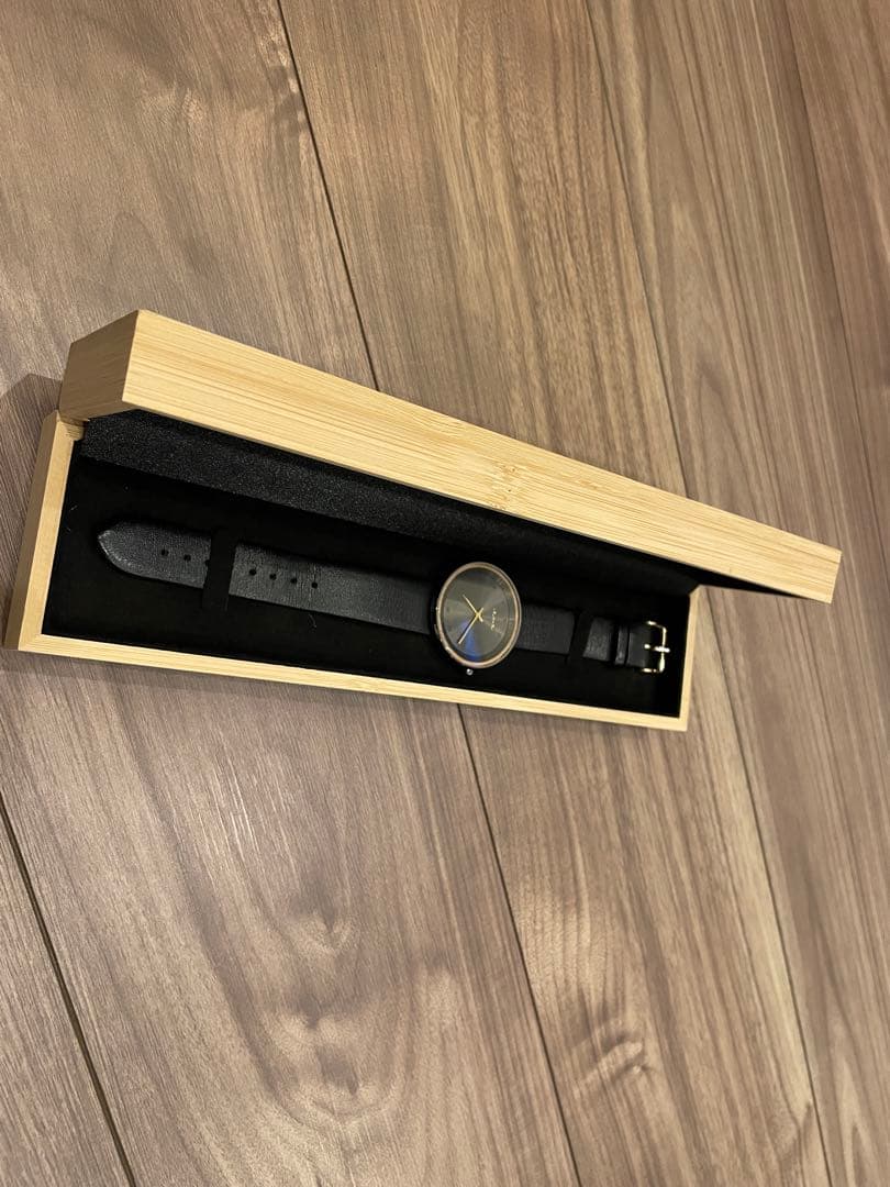 VEJRHØJ アナログ腕時計 ブラック