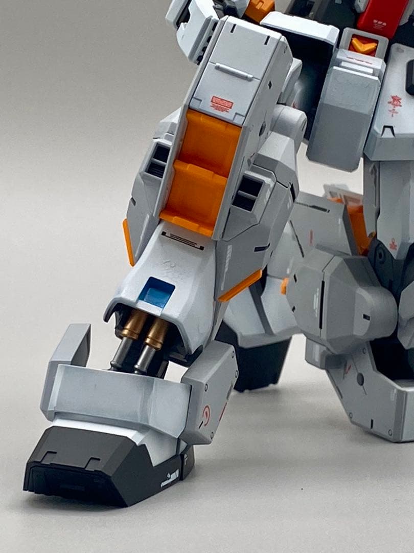 ガンプラ MG ガンダムヘイズル改　ガンプラ完成品　AOZ ゼータガンダム