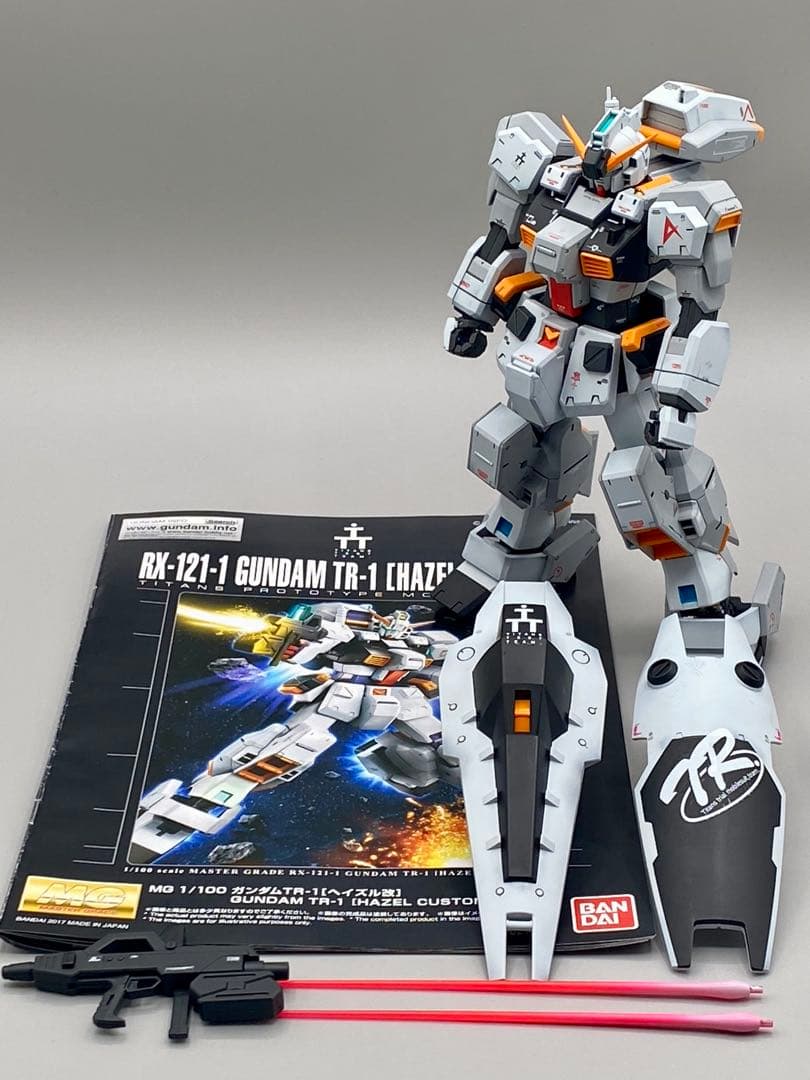 ガンプラ MG ガンダムヘイズル改　ガンプラ完成品　AOZ ゼータガンダム