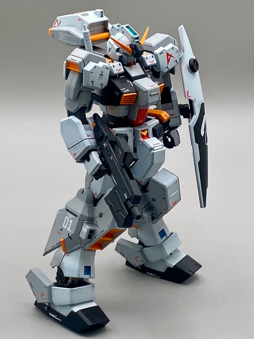ガンプラ MG ガンダムヘイズル改　ガンプラ完成品　AOZ ゼータガンダム