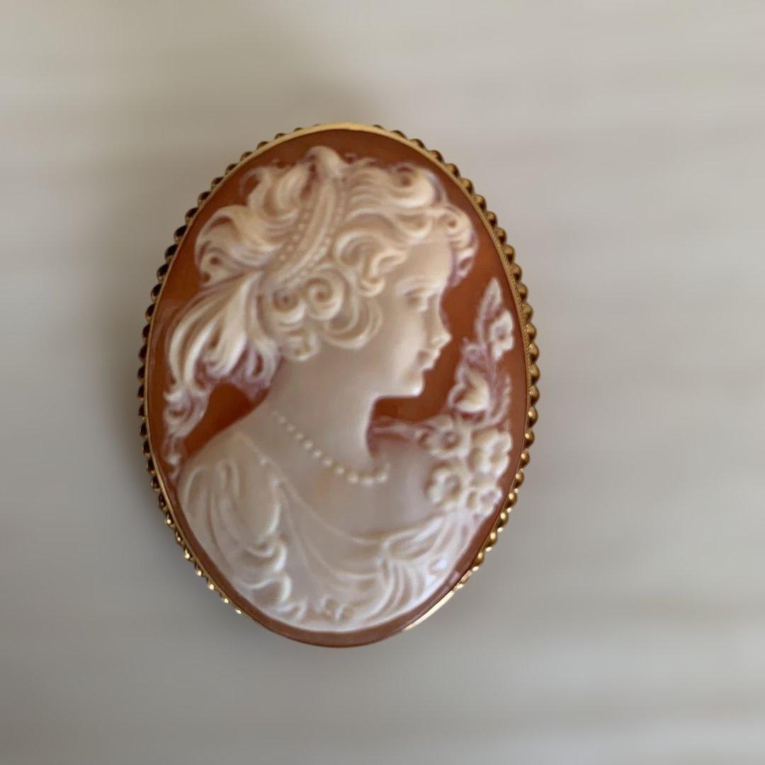カメオ　ブローチ　ペンダントヘッド