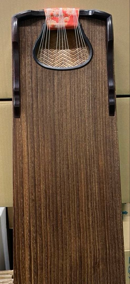 k*i様 綾杉彫 箏 (お琴) 十三絃 和楽器 美品　山有銘（くり甲　蒔絵付き