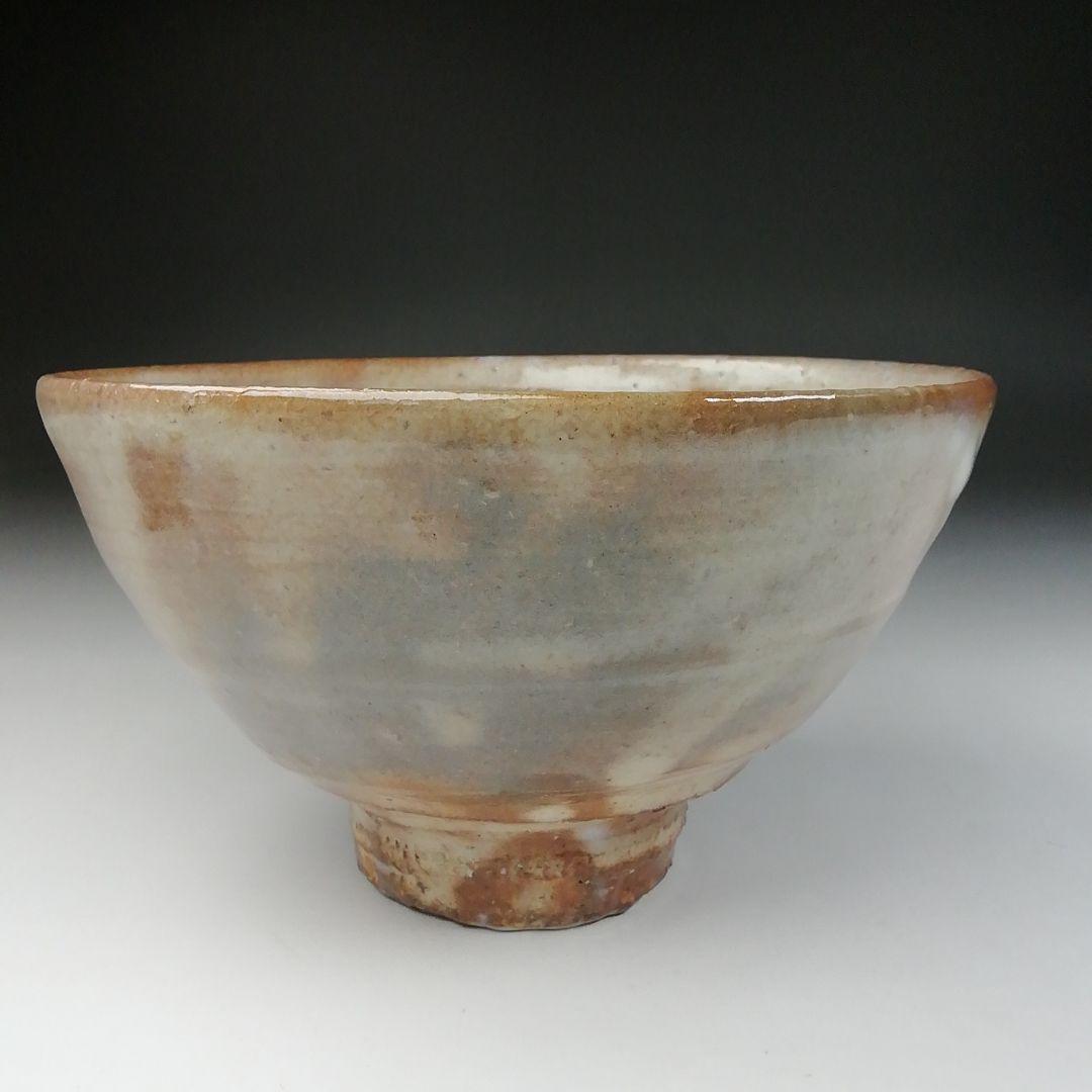 Ｔ４５６　茶碗　『萩焼』『城山窯　金子信彦 造』　共箱　抹茶碗　茶道具