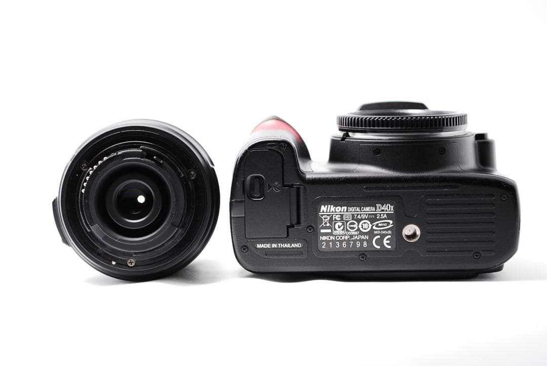 鮮やかな写り✨小型軽量✨Nikon D40X✨一眼レフデビューに✨