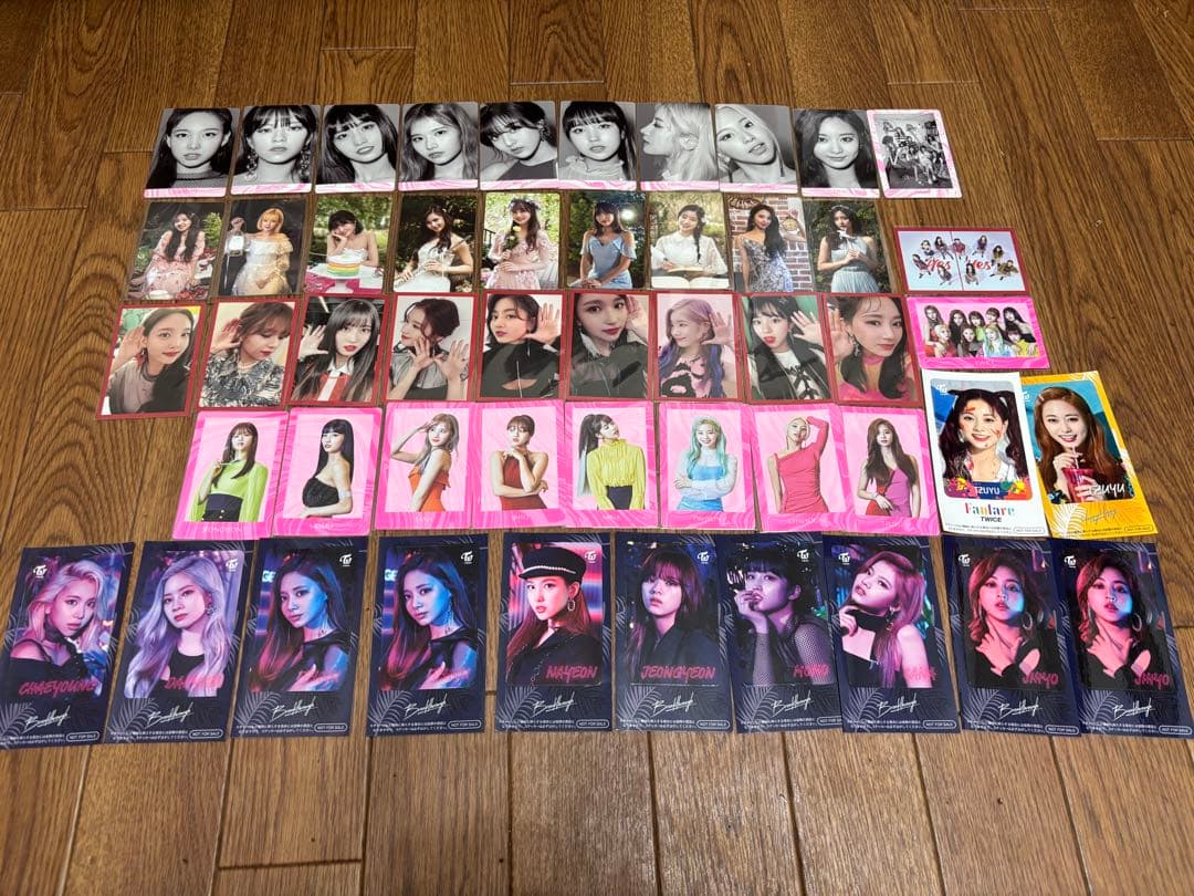 TWICE トゥワイス グッズ 大量 バラ売り可能 まとめ売り可能
