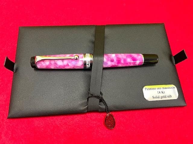 ほぼ未使用品 アウロラ カレイドスコーピオ ルーチェローザ 万年筆 EF 即送