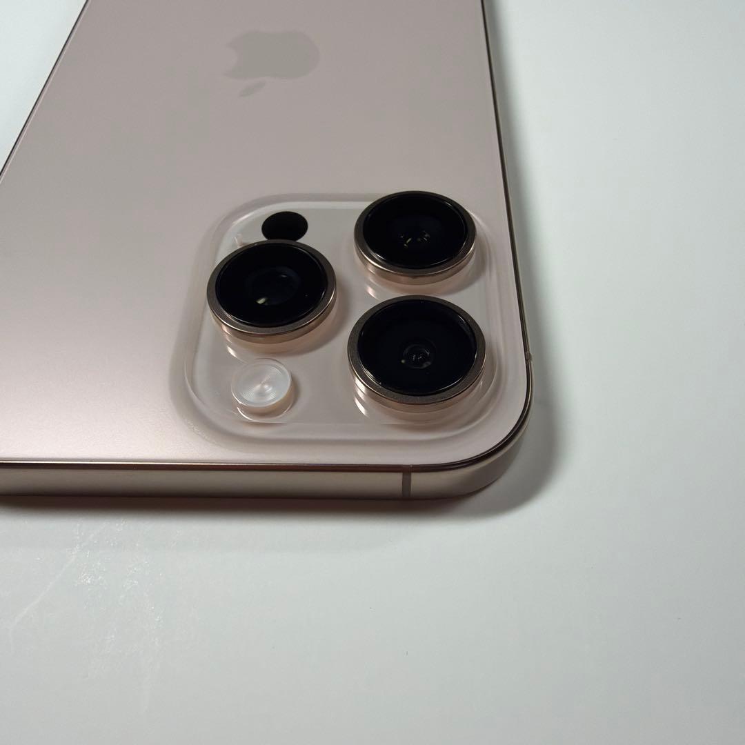 iPhone 16 Pro Max 256GB デザートチタニウム