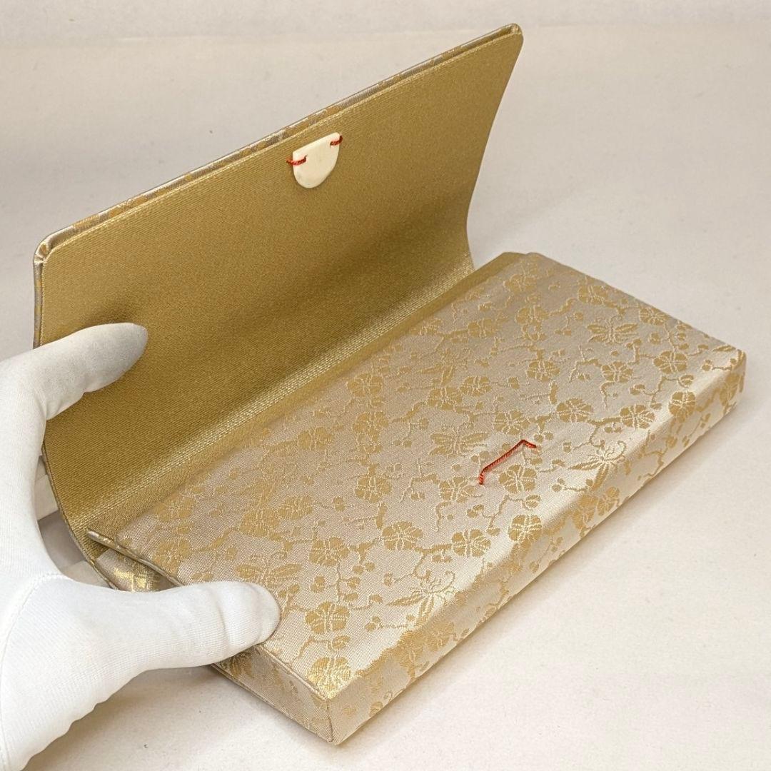 【フォロー割・新品】 和装　クラッチバッグ　西陣織　本金　正絹　金襴　梅　蝶