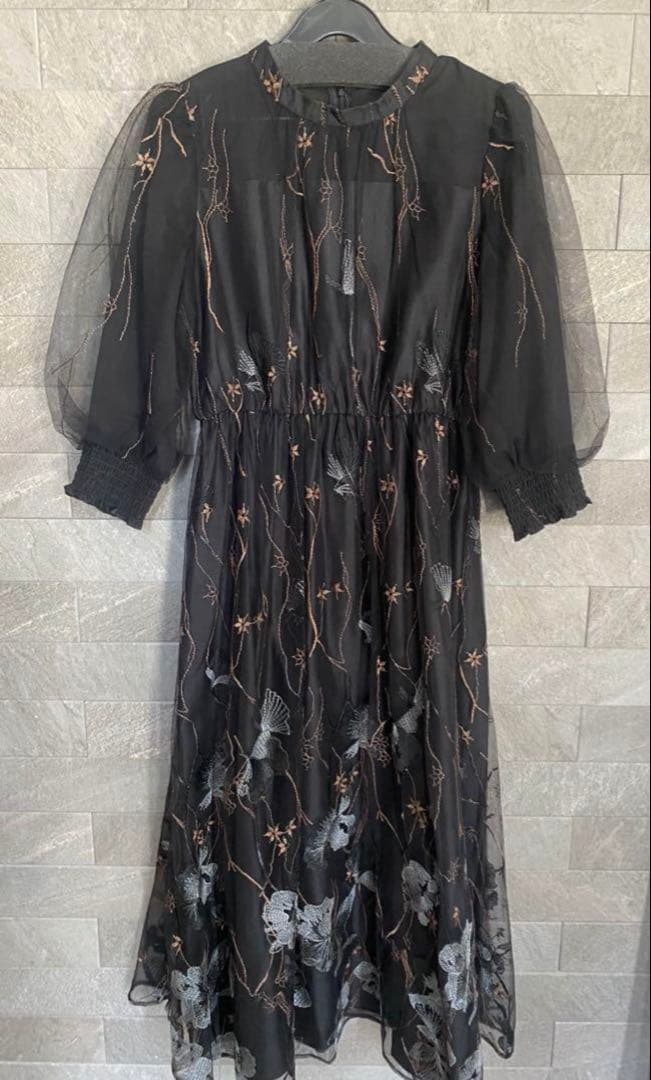 etoll. エトル 刺繍レースワンピースドレス 結婚式 お呼ばれ ブラック 黒
