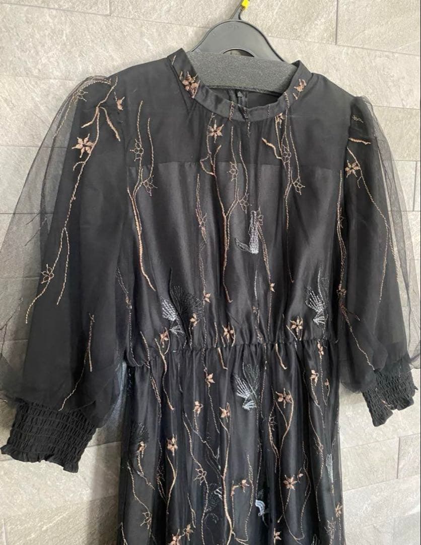 etoll. エトル 刺繍レースワンピースドレス 結婚式 お呼ばれ ブラック 黒