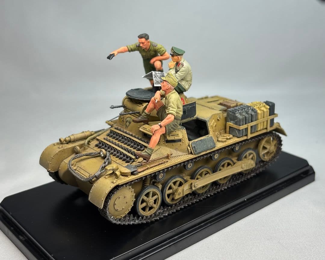 【完成品】ズベズダ 1/35 ドイツ Ⅰ号戦車 B型 フィギュア3体セット