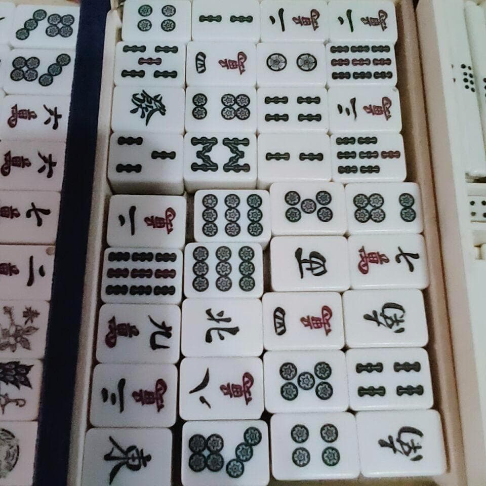 ★虎牌★春夏秋冬★背黒（希少カラー・激レア）麻雀牌　高級麻雀