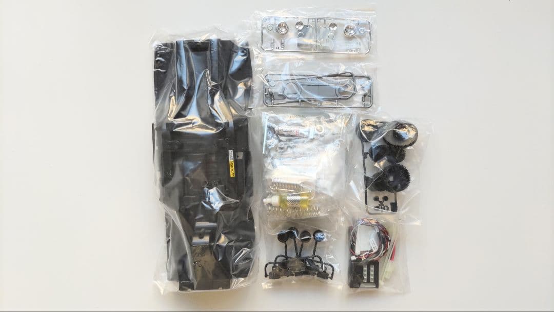 タミヤ トヨタ ランドクルーザー40 1/10 ラジコンクロスカントリー