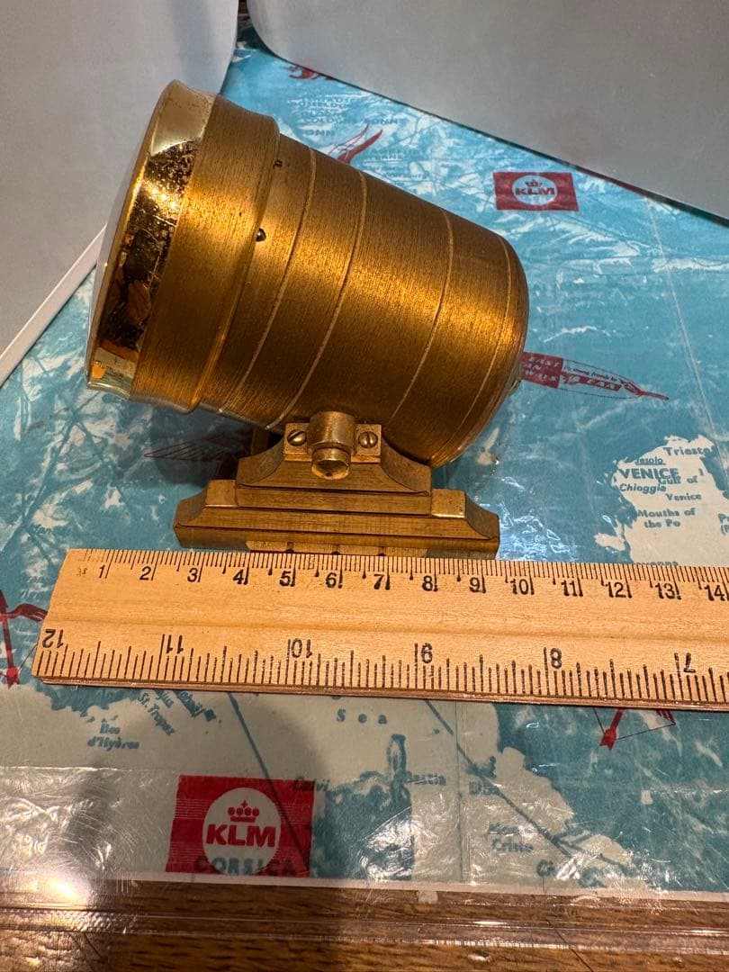 ユニバーサルジュネーブ　電磁置き時計