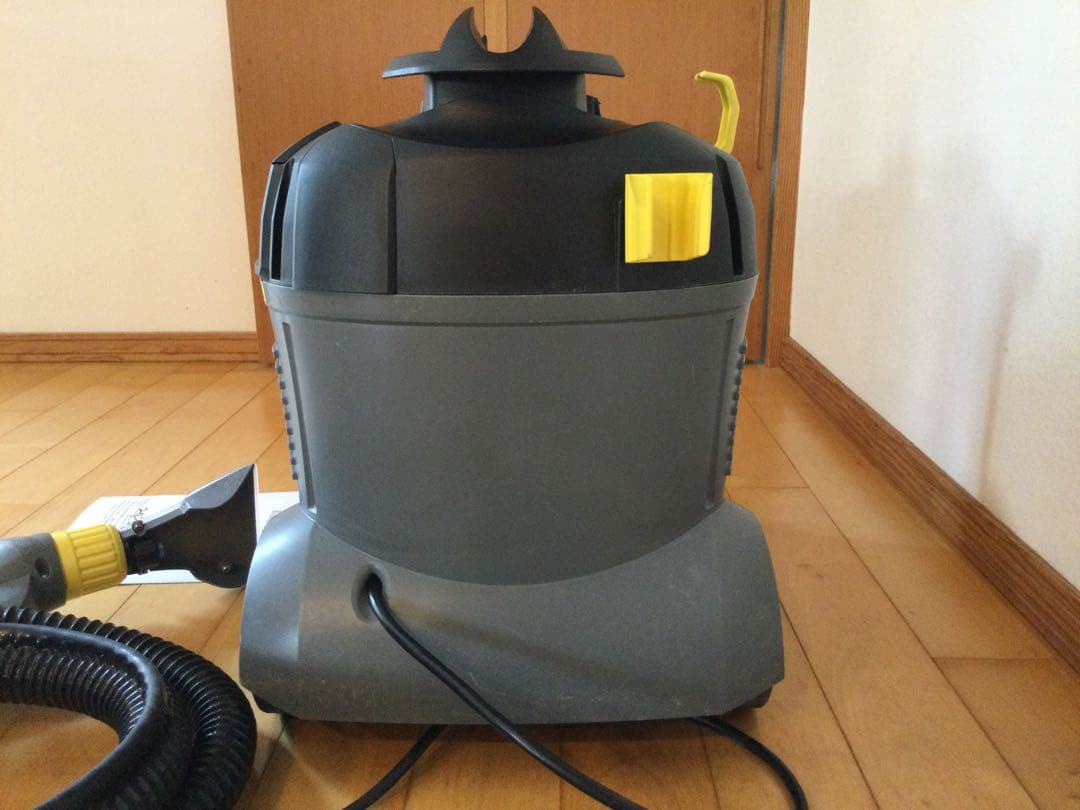 a*a様 【中古】ケルヒャー　業務用　カーペットリンス　クリーナー　　Puzzi