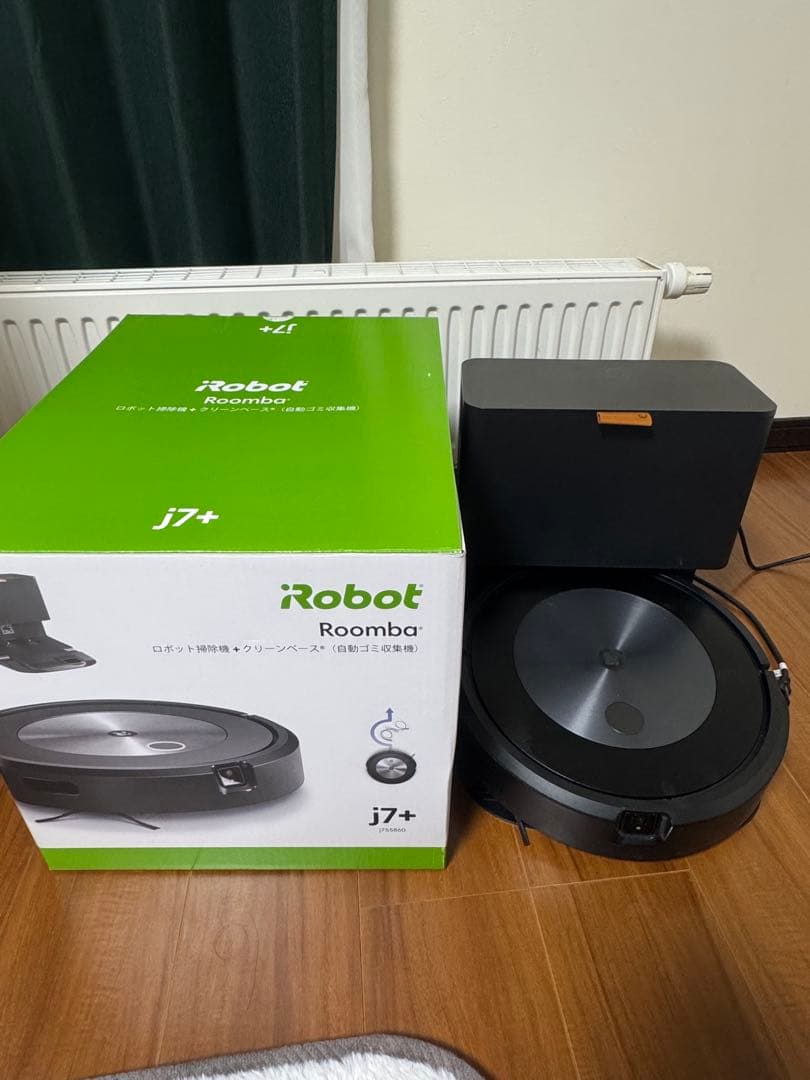 iRobot Roomba j7+ 本体