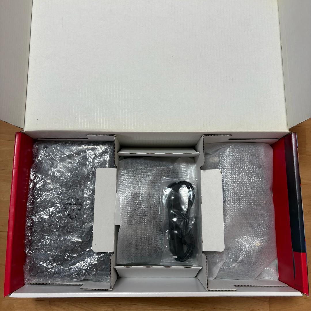 【美品】Nintendo Switch本体（箱・付属品完備）