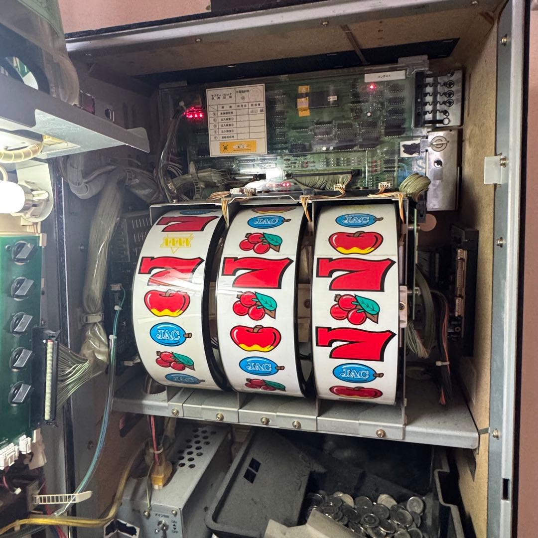 4号機コンチ4X メダル仕様 実動　機械割166%規制マシン　アルゼ ARUZE