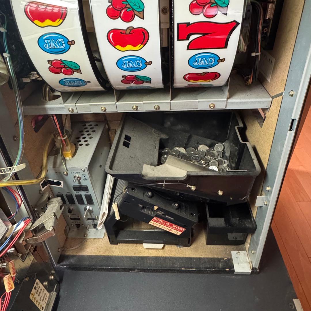 4号機コンチ4X メダル仕様 実動　機械割166%規制マシン　アルゼ ARUZE