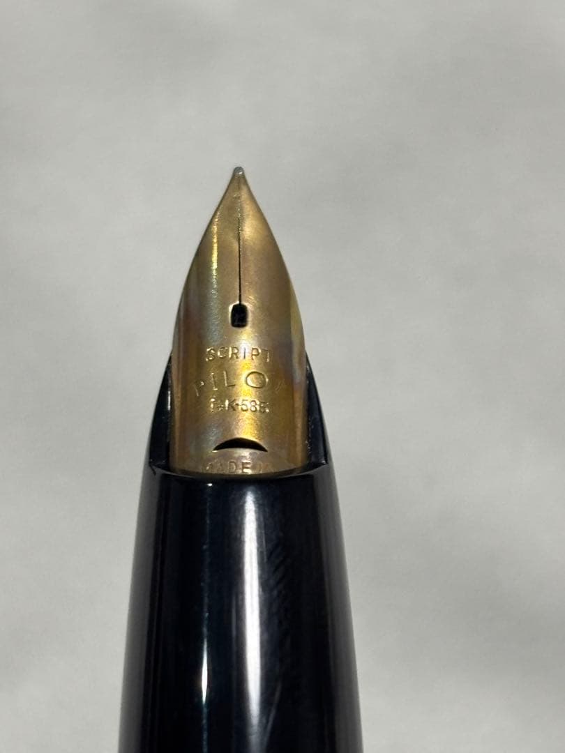 PILOT '70s万年筆 エリート elite 14K-585 スクリプトW