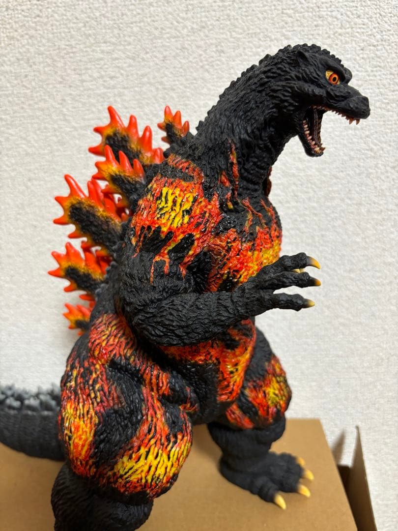酒井ゆうじ造形コレクション　バーニングゴジラ