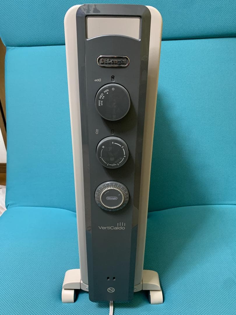 オイルヒーター デロンギ（RHJ21F0812-GY）