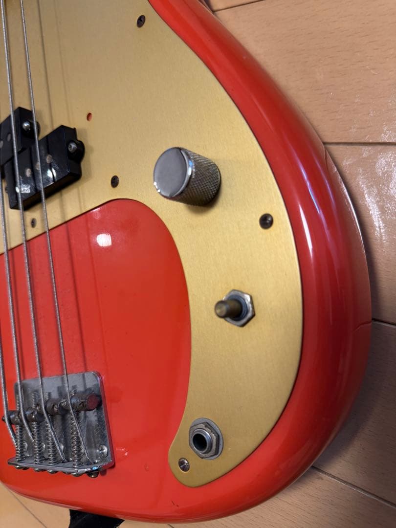 ベース Fender precision bass dakota red