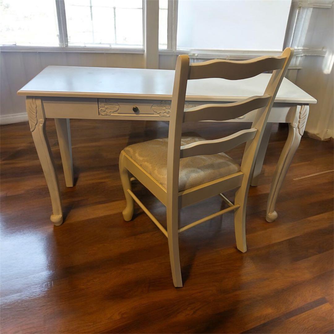 アンティーク調猫脚テーブル