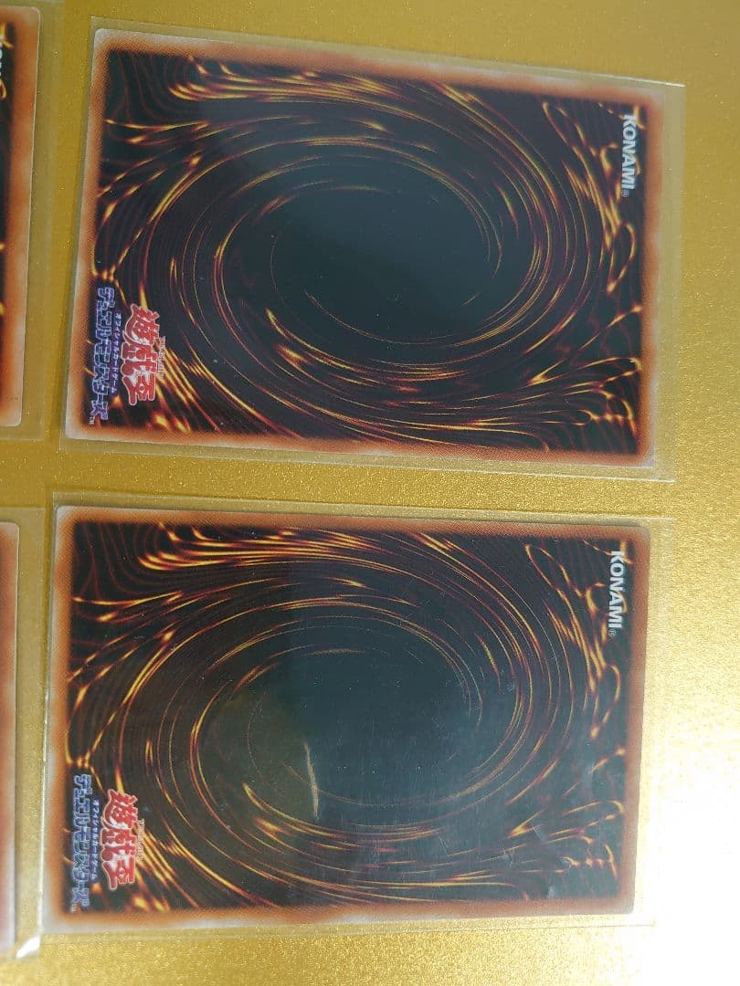 遊戯王 ブラック・マジシャン3枚　ブラックマジシャンガール1枚