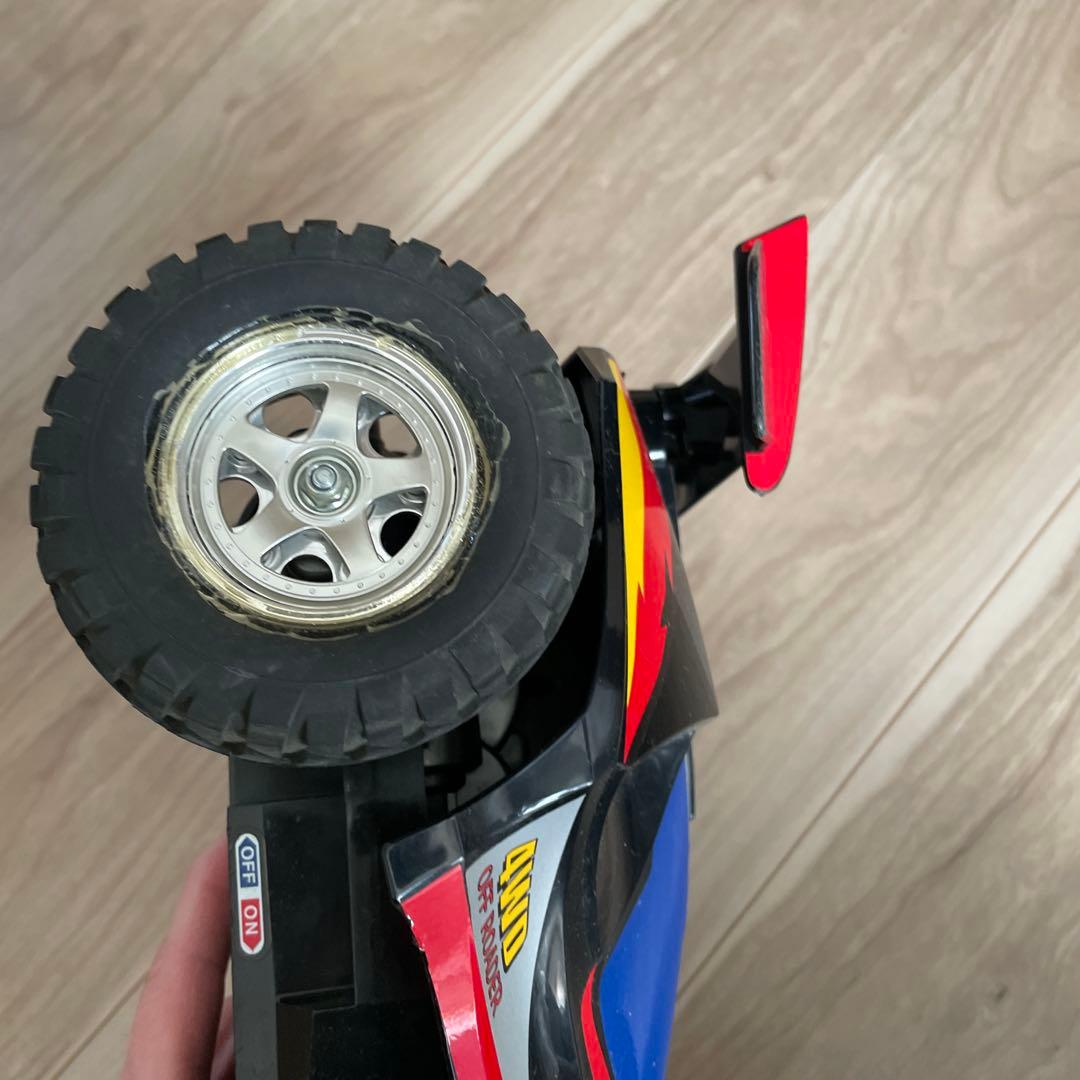 WILD CEPTOR ラジコンカー 黒/赤/青