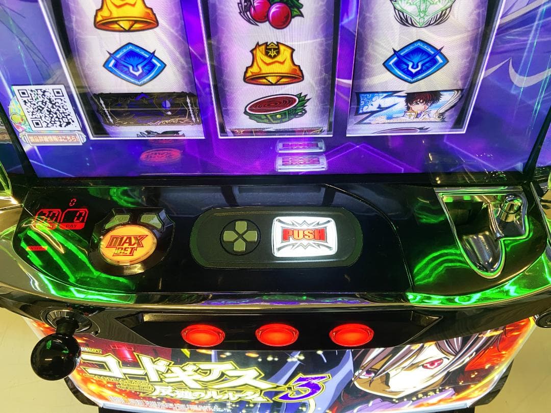 【即発送可・送料込】 GOLDリモコン付 パチスロ　コードギアス3