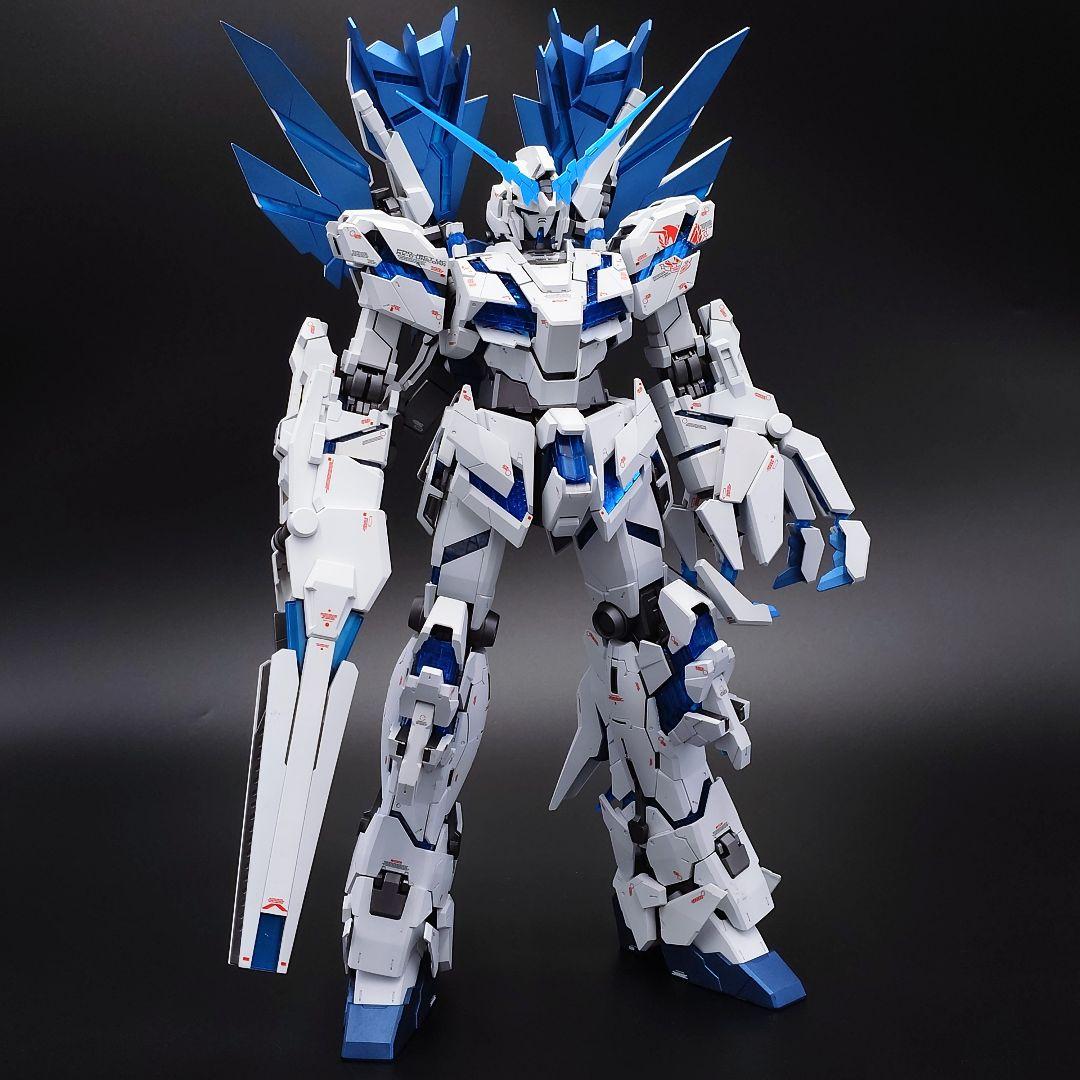 ＰＧ 1/60 ユニコーンガンダム ペルフェクティビリティ　全塗装完成品