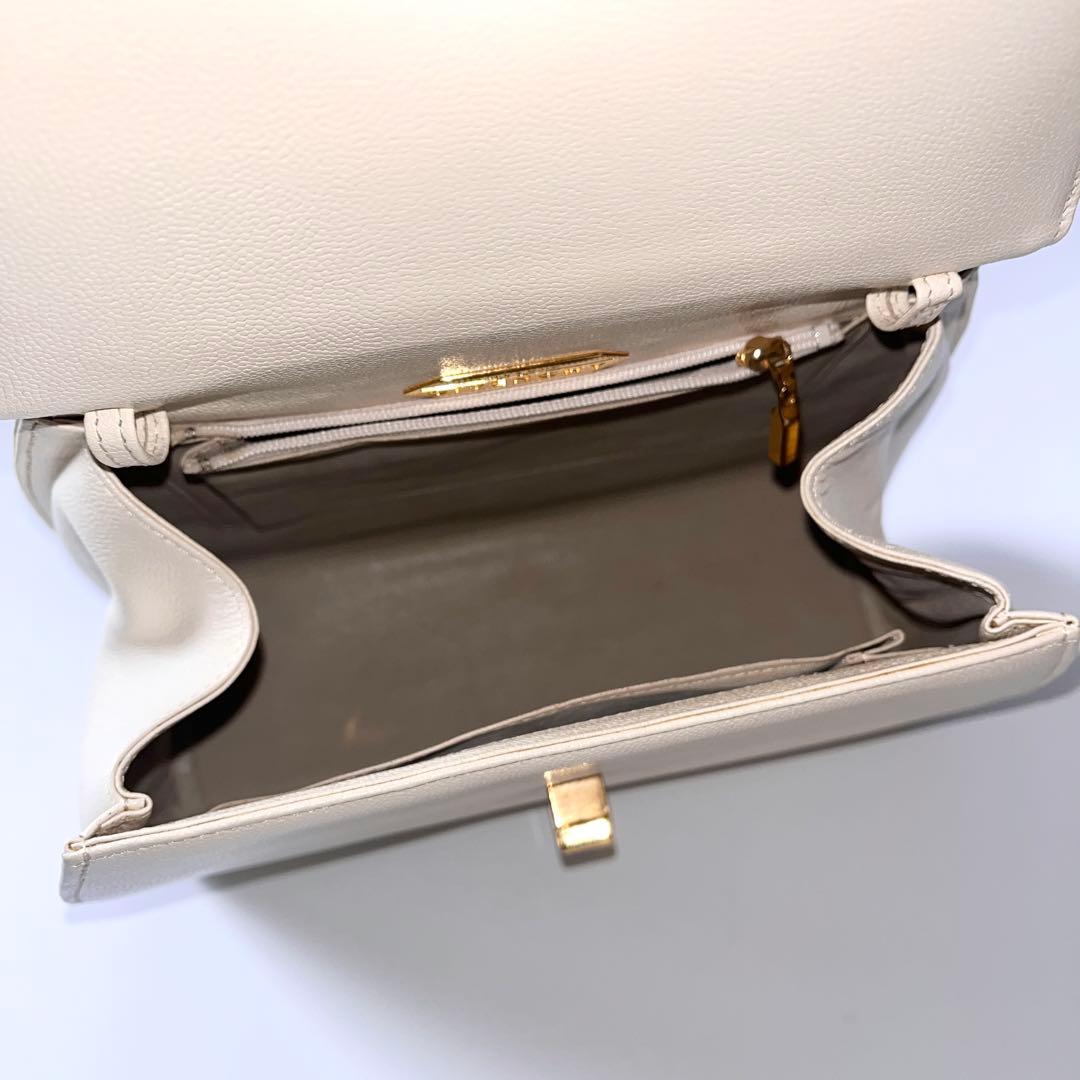 ⭐️SALE⭐ジバンシイ　ハンドバッグ　2way レザー　フラップ　ターンロック