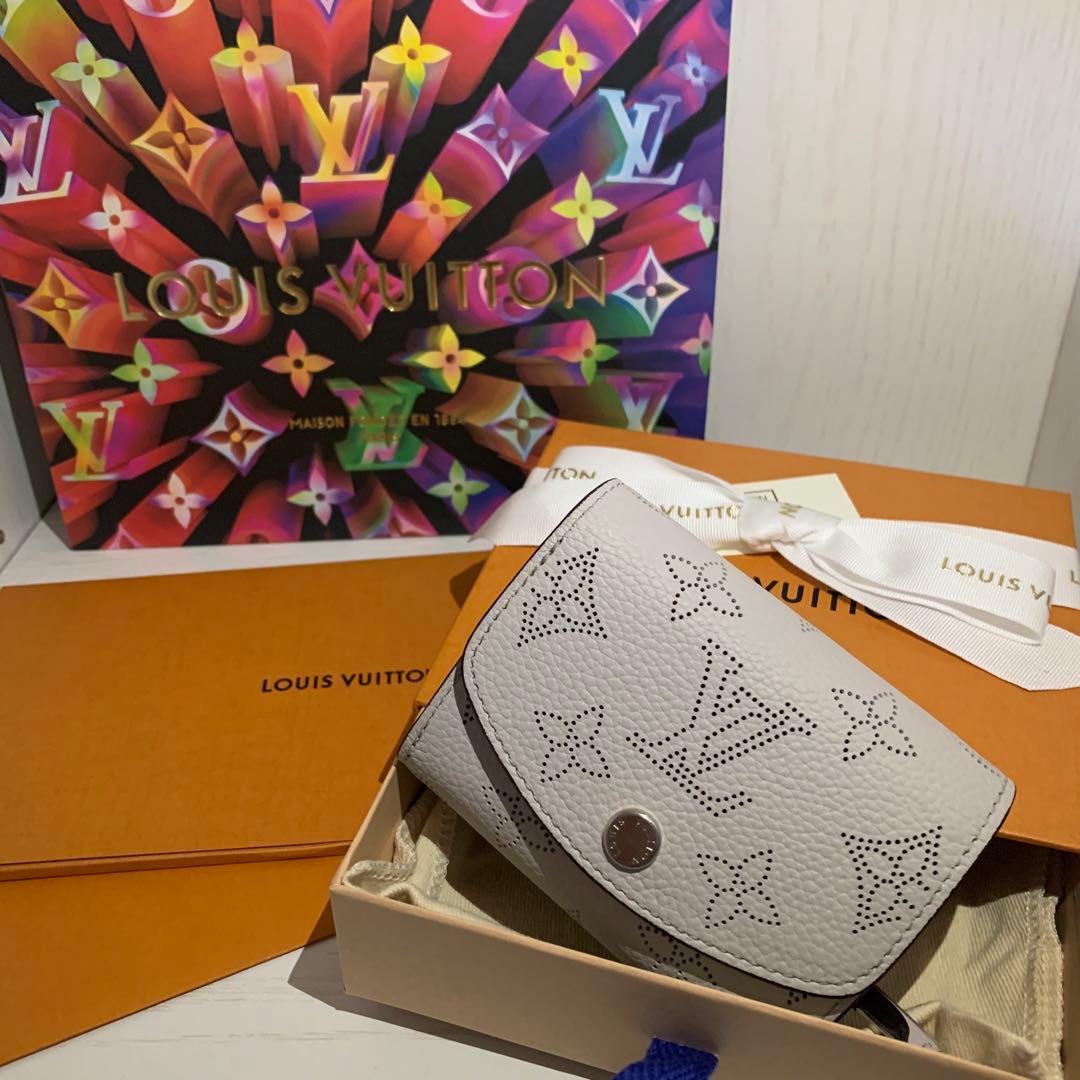 ルイヴィトン 日本限定品　ポルトフォイユ・イリス XS ミニ財布