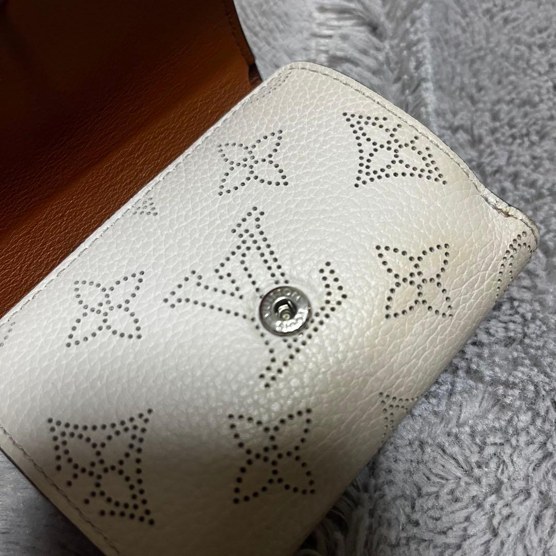 ルイヴィトン 日本限定品　ポルトフォイユ・イリス XS ミニ財布