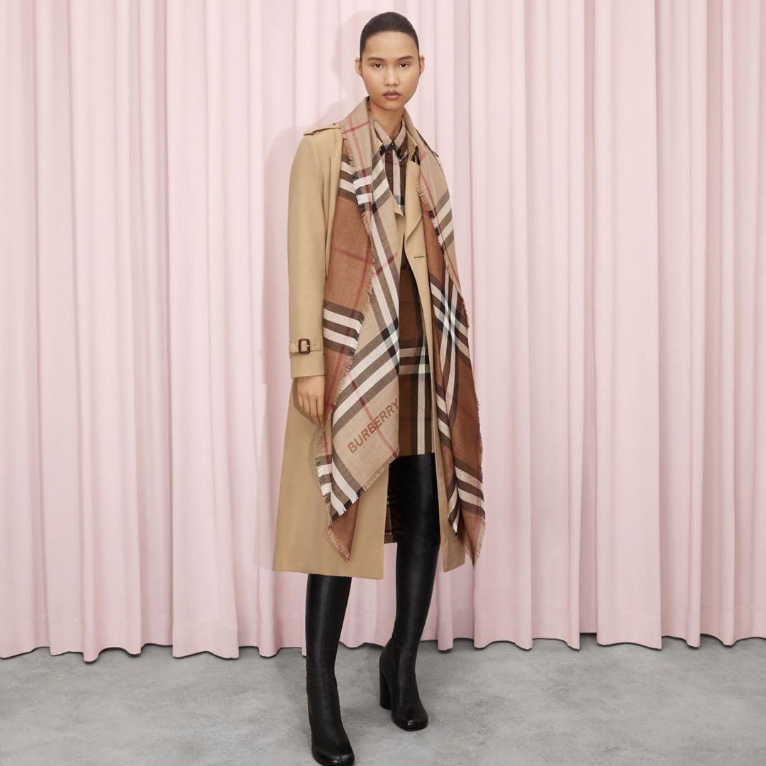 BURBERRY チェック柄マフラー　購入価格¥70,400