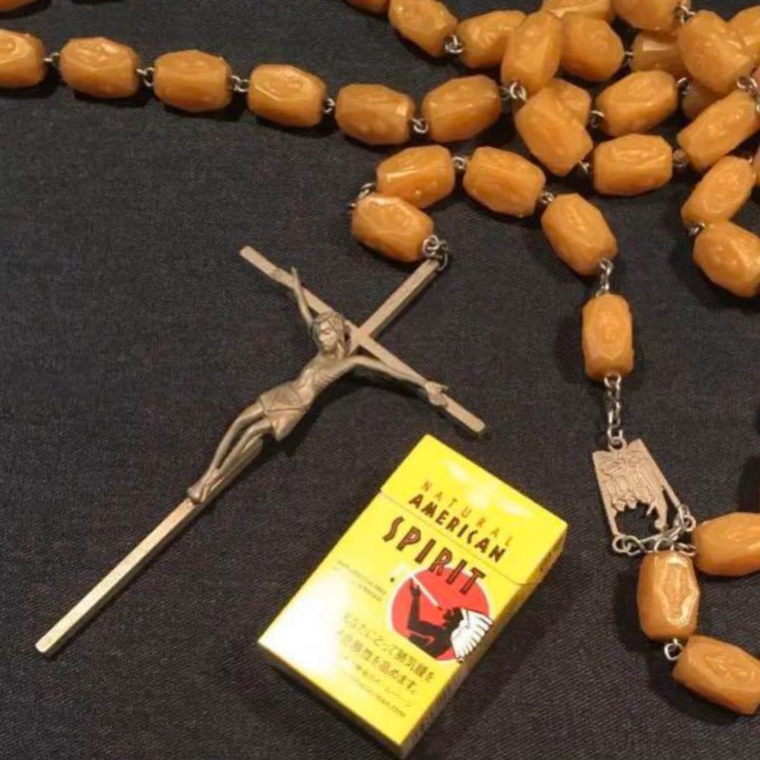 ビンテージ ロザリオ 特大 ディスプレイ 壁掛け プロップス