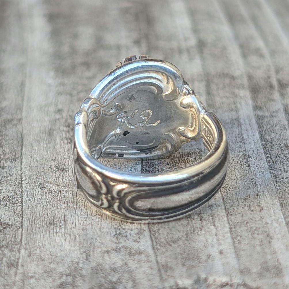 ハンドメイドのターコイズリング　インディアンジュエリー風　スプーンリング