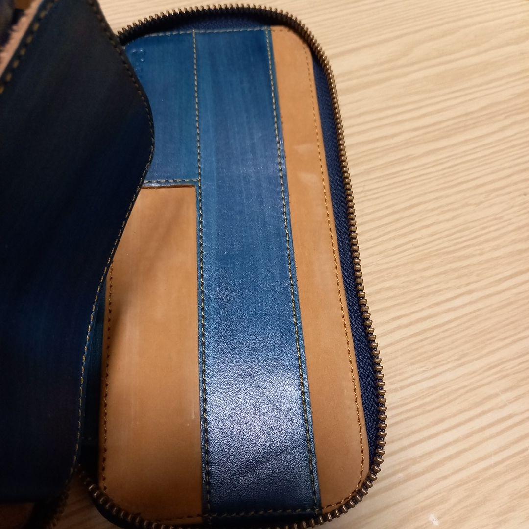 バハギア ラウンドジップペンケース ブルー