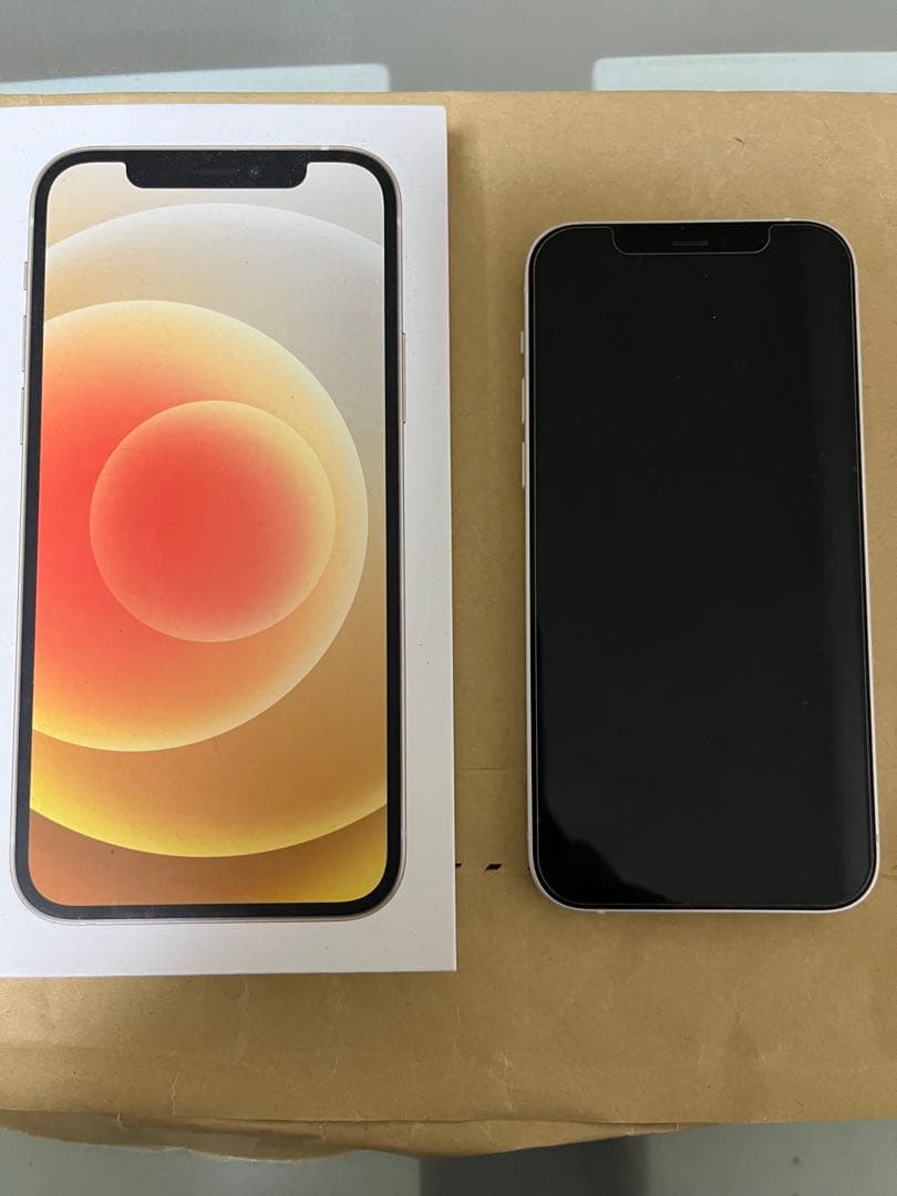 iPhone12 128GB ホワイト 背面ガラス破損