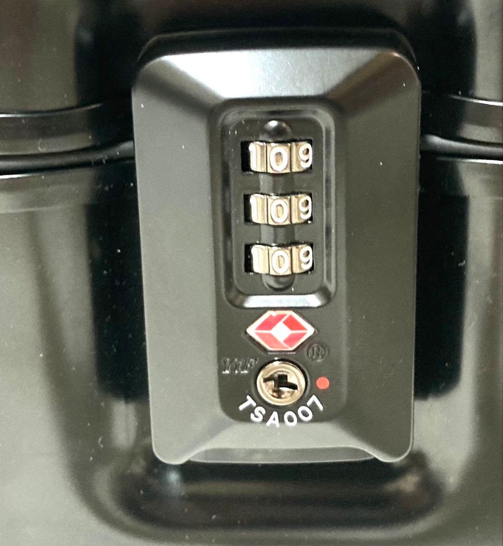 【未使用】ゼロハリバートン Classic Aluminum 3.0 28l