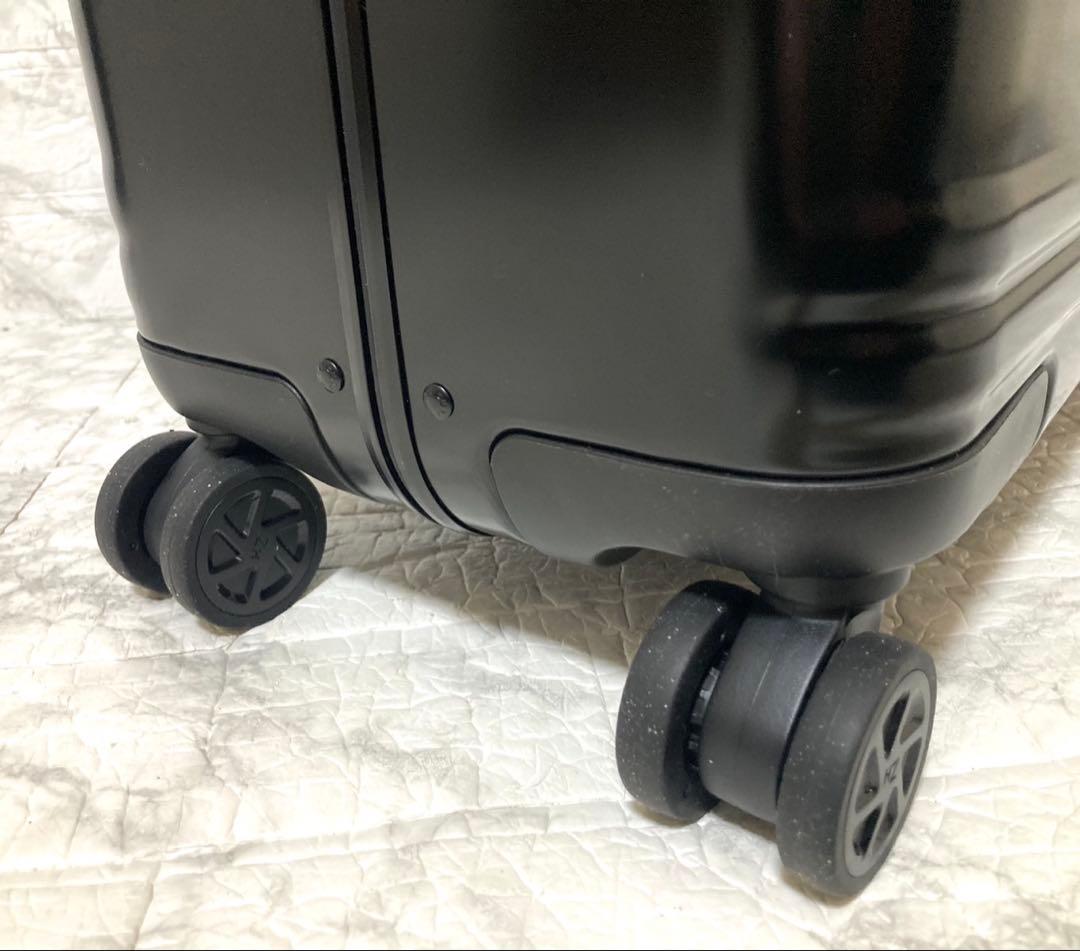 【未使用】ゼロハリバートン Classic Aluminum 3.0 28l