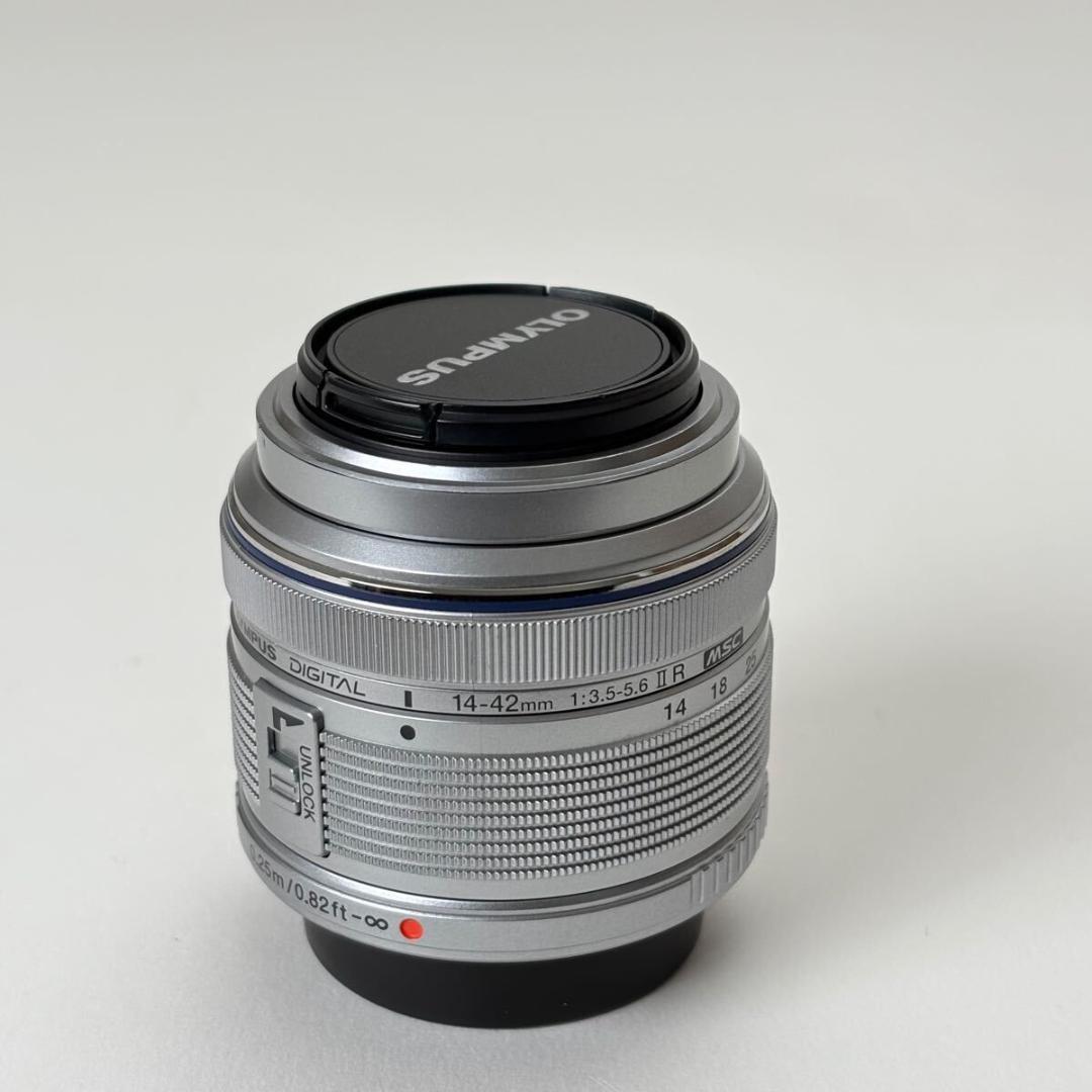 オリンパス 標準ズーム M.ZUIKO 14-42mm 3.5-5.6 II R